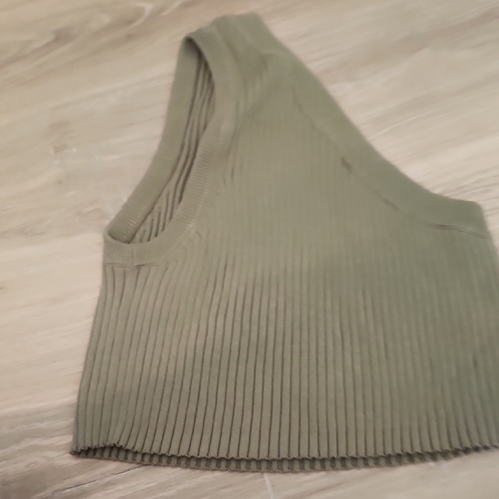 Zara Olive Ribbed Crop Top - Picture 3 of 3